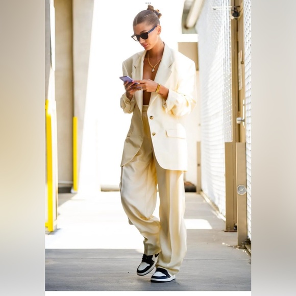 Blazer, 100% virgin Wool, Canadian made, Grey Pinstripe, - Picture 15 of 16